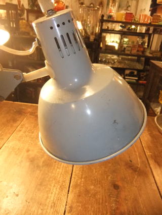  �X�C�x�����C�g�@�A���e�B�[�N�Ɩ��@�����v�@���C�g�@�g������